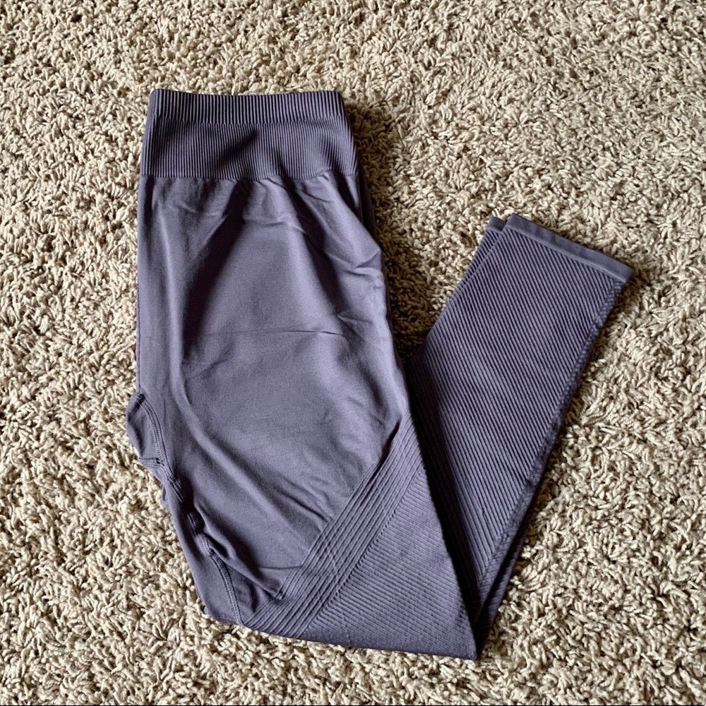 Fabletics Low-Impact Workout Legging- Size L